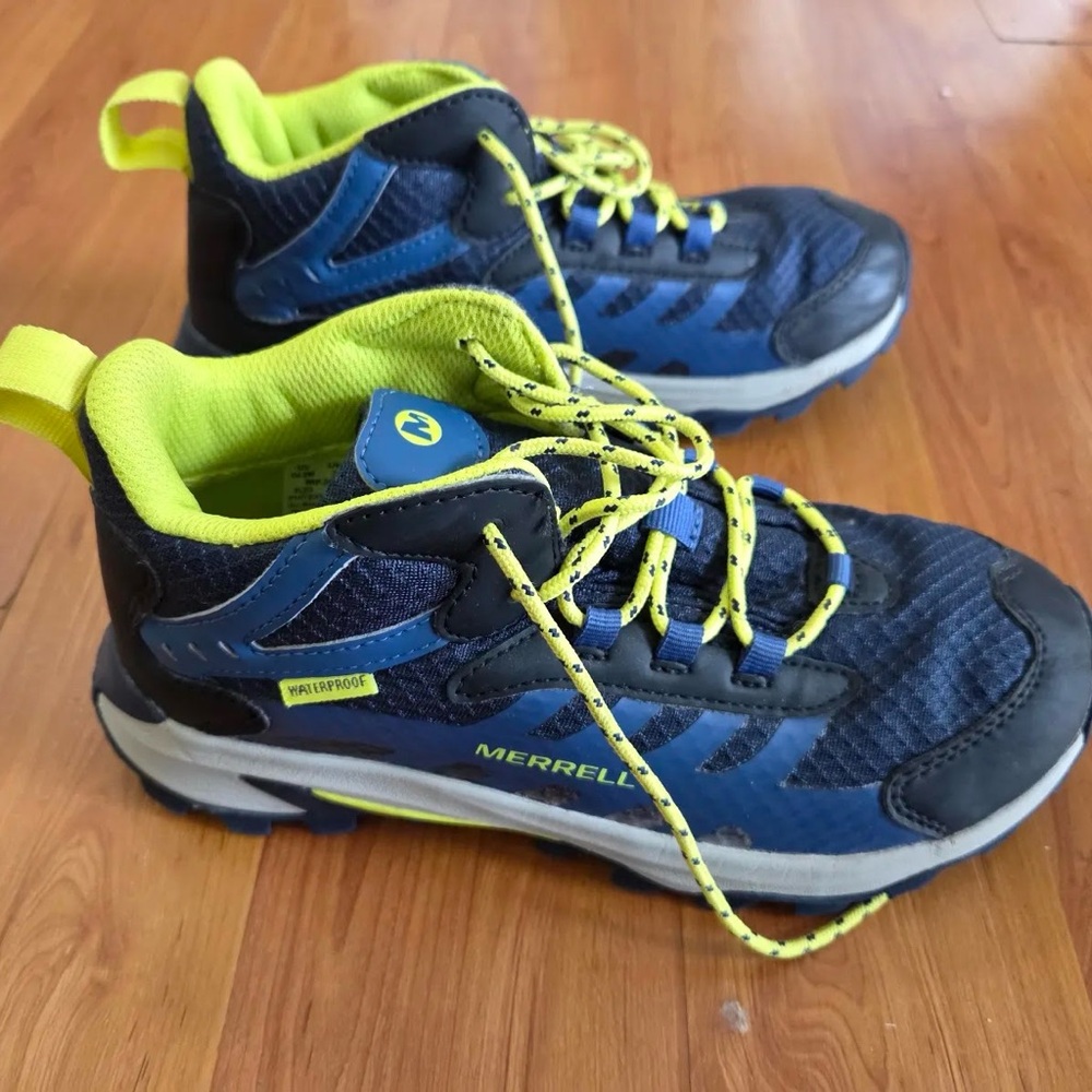 Merrell Kids' Moab Speed 2 Mid Waterproof size 4
